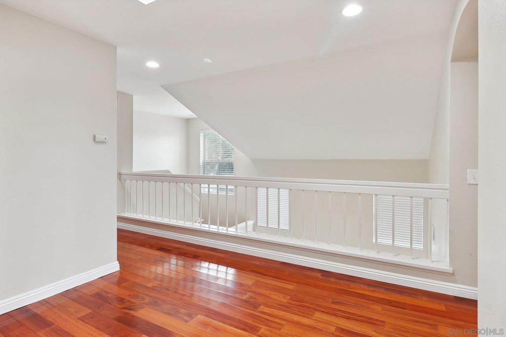 1370 Callejon Palacios 59