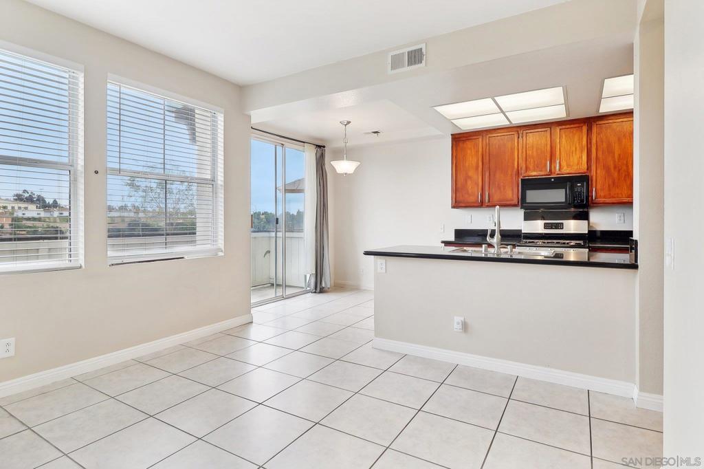 1370 Callejon Palacios 59