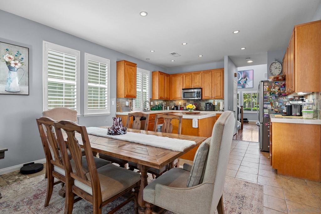 1575 Quiet Trail Dr
