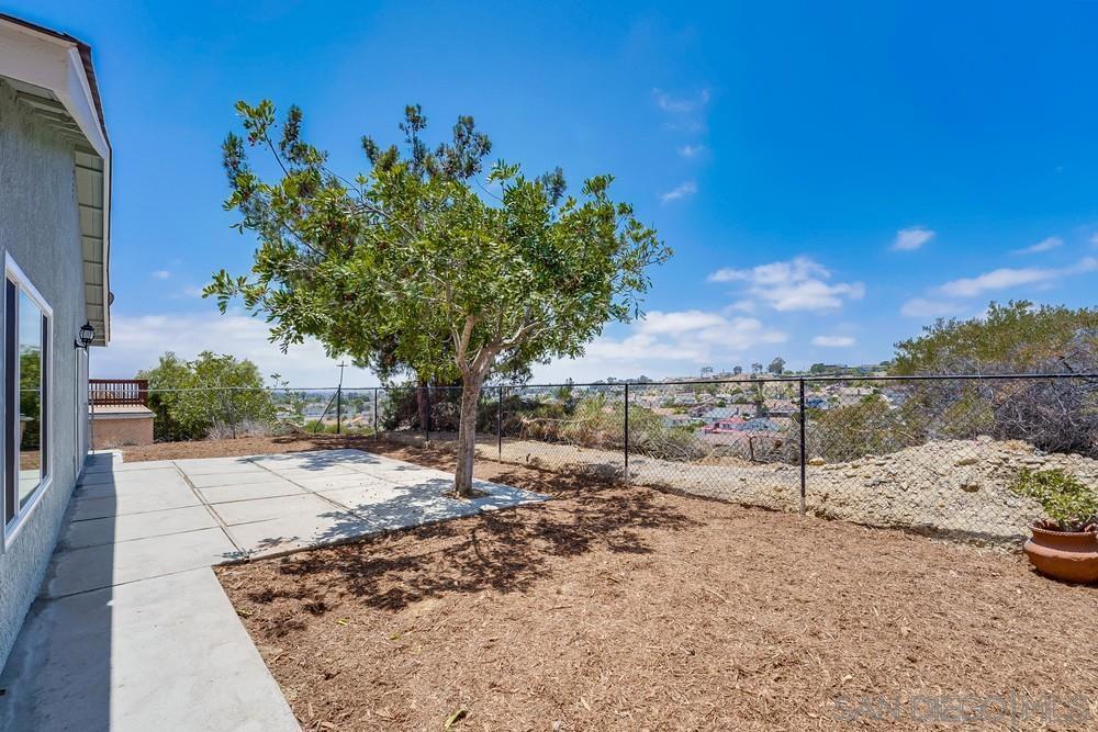 7448 Carrie Ridge Way