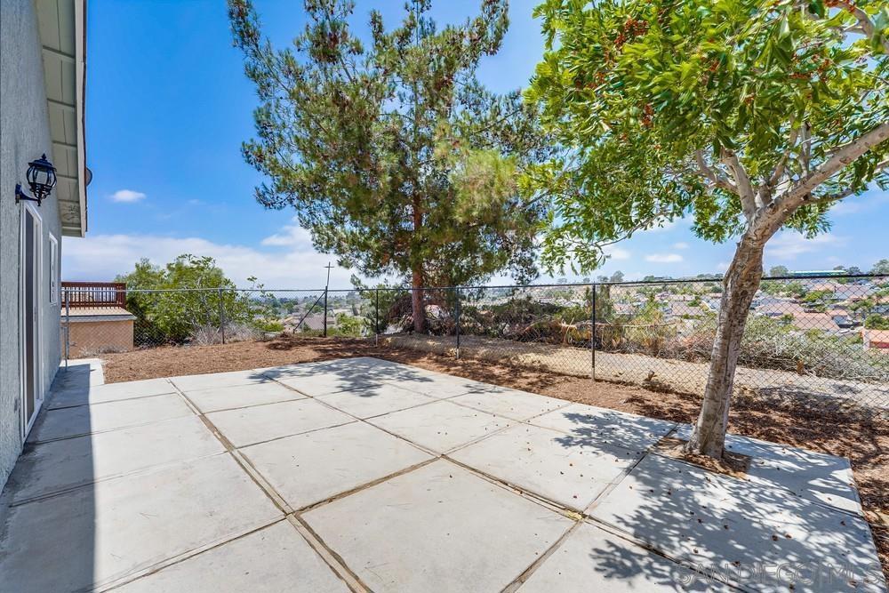 7448 Carrie Ridge Way