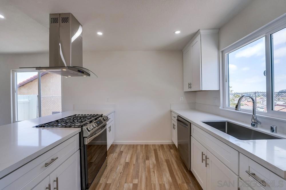 7448 Carrie Ridge Way