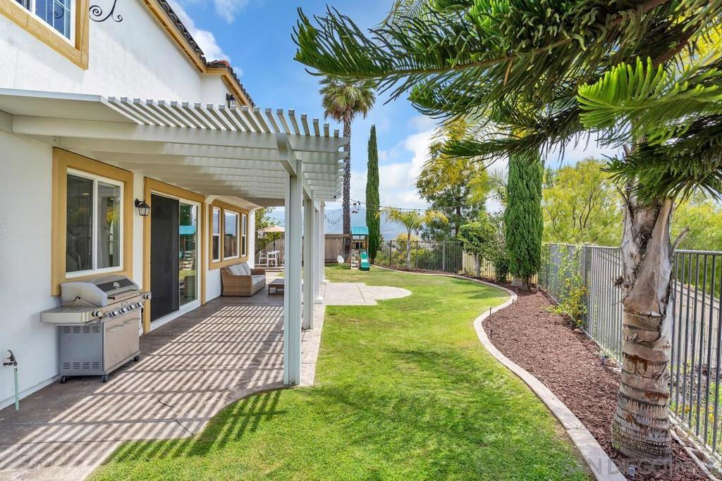 2884 Red Rock Canyon Rd