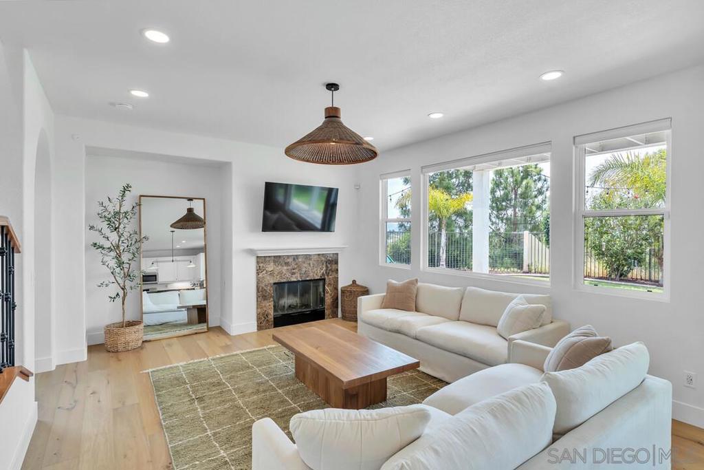 2884 Red Rock Canyon Rd