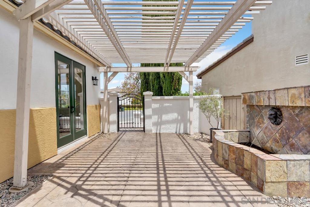 2884 Red Rock Canyon Rd