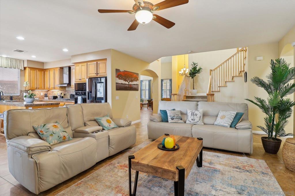 1094 Mount Dana Dr.