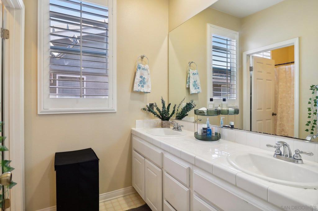 1094 Mount Dana Dr.