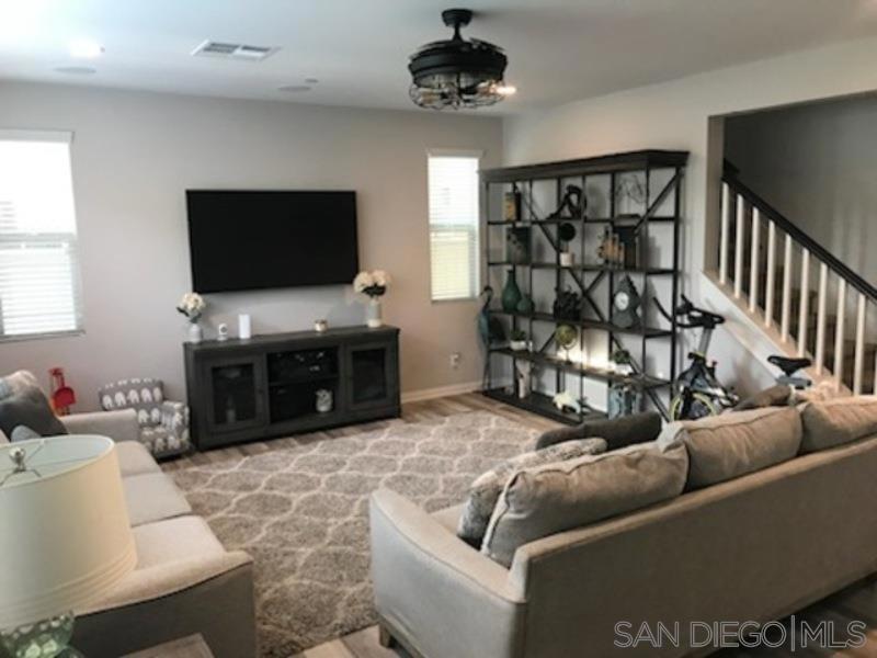 1022 Sea Glass Way