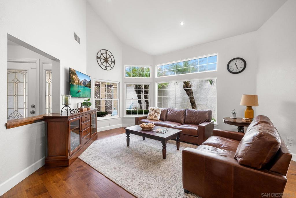 43 Port Royale Rd