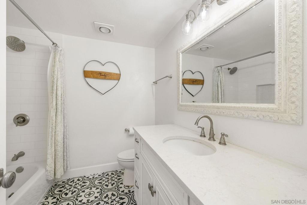 43 Port Royale Rd