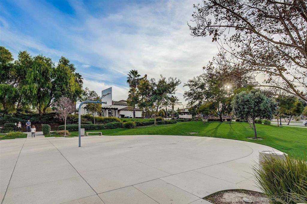 1691 Quiet Trail Dr