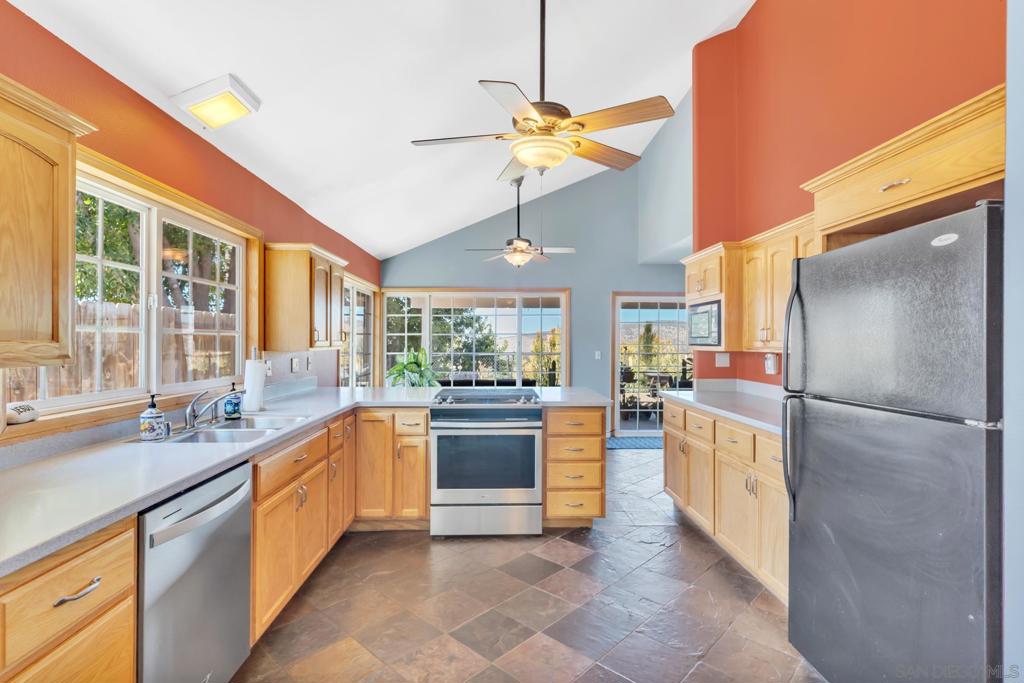 8116 Dicenza Lane