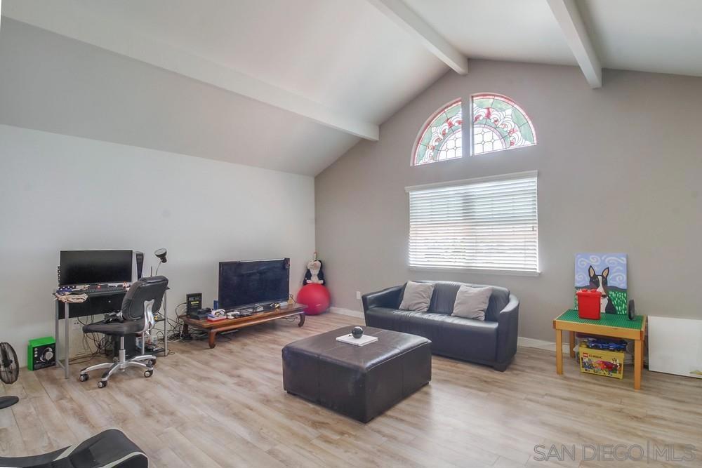 503 Beacon Pl.