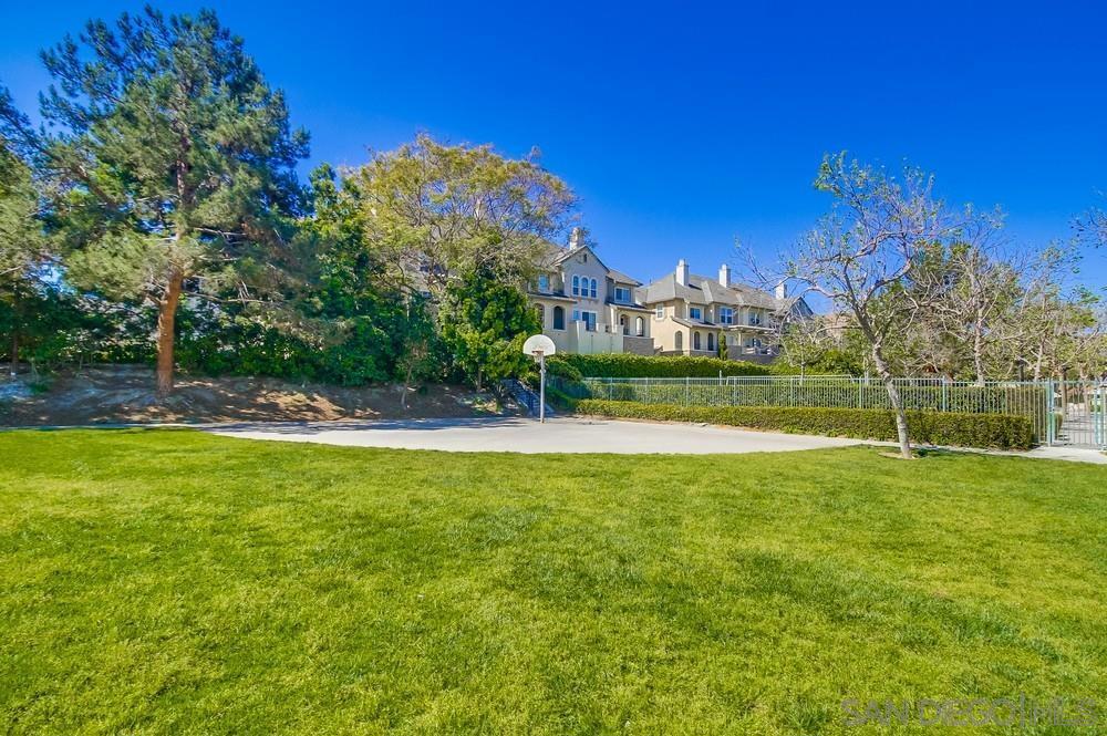 1468 Levant Lane Unit 2