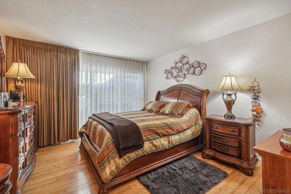 1352 Seacoast Dr