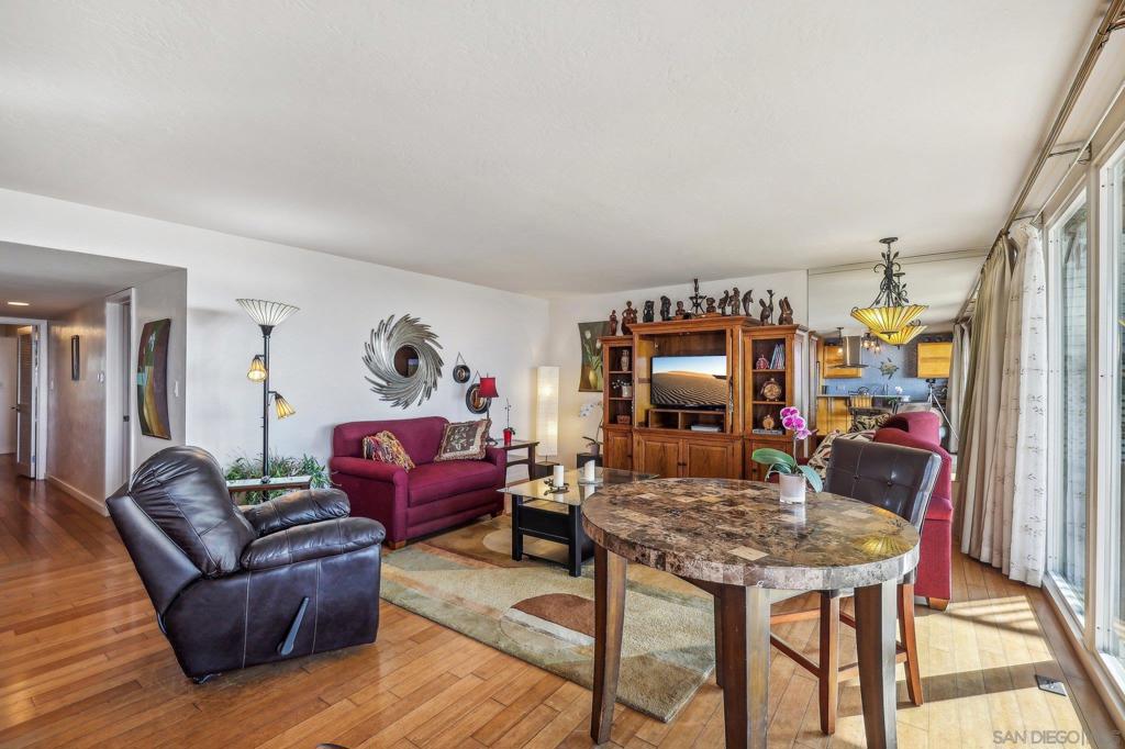 1352 Seacoast Dr