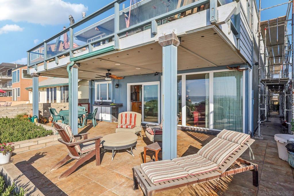 1352 Seacoast Dr