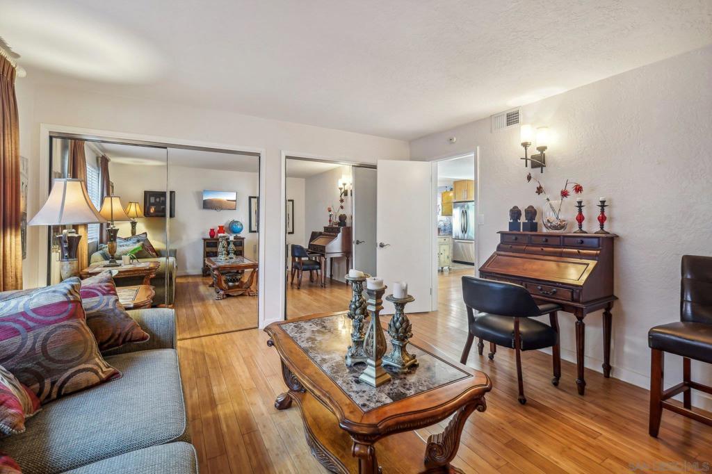 1352 Seacoast Dr