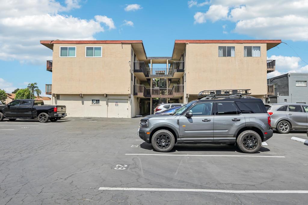 490 Fourth Ave 21