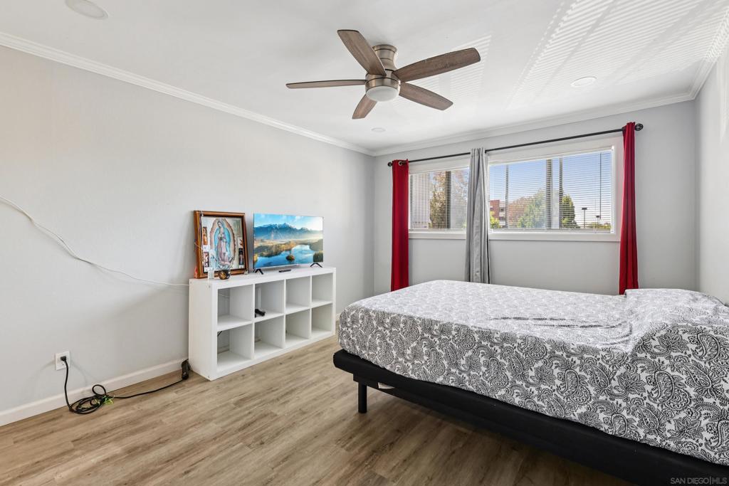 490 Fourth Ave 21