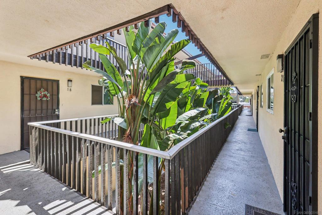 490 Fourth Ave 21