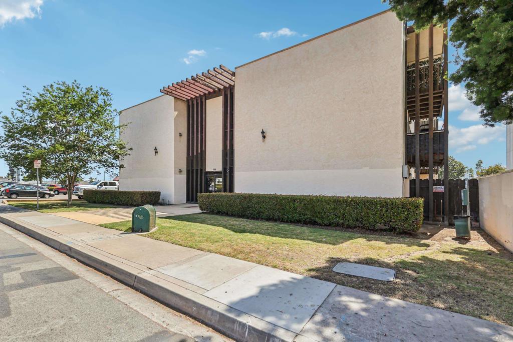 490 Fourth Ave 21