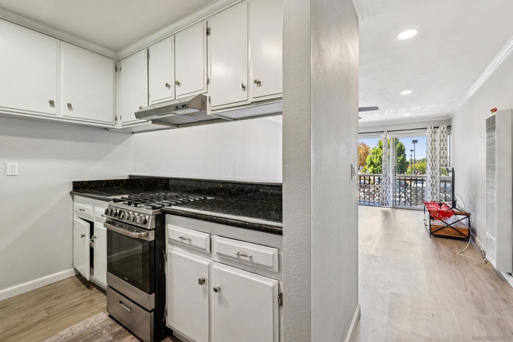 490 Fourth Ave 21