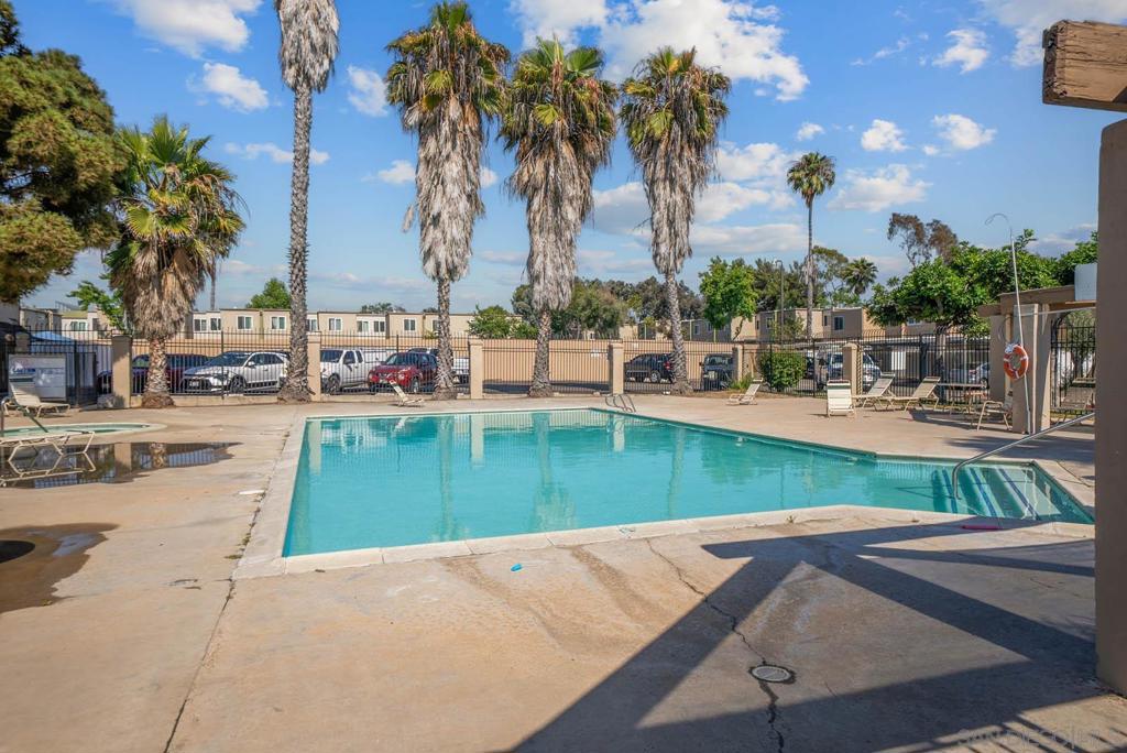3414 Del Sol Blvd A
