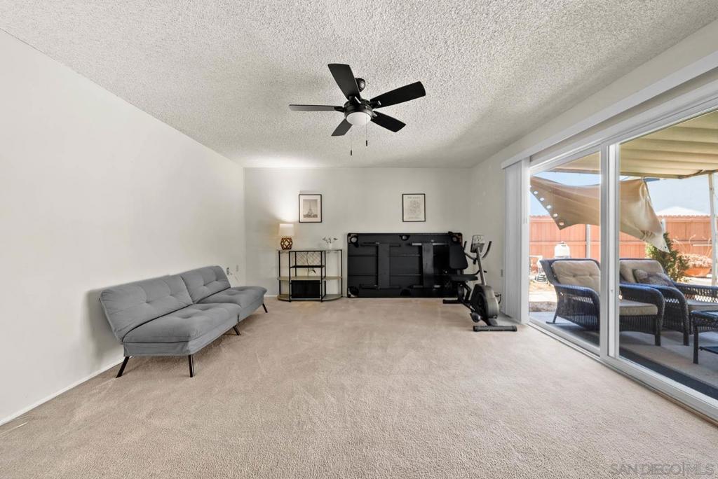 826 Floyd Ave