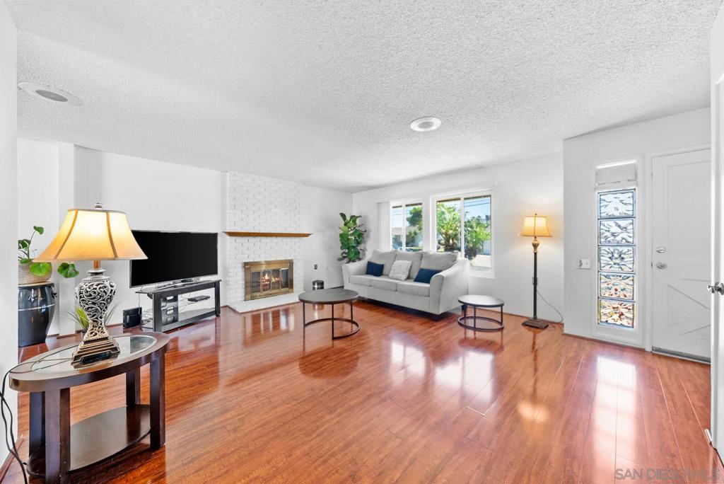 826 Floyd Ave