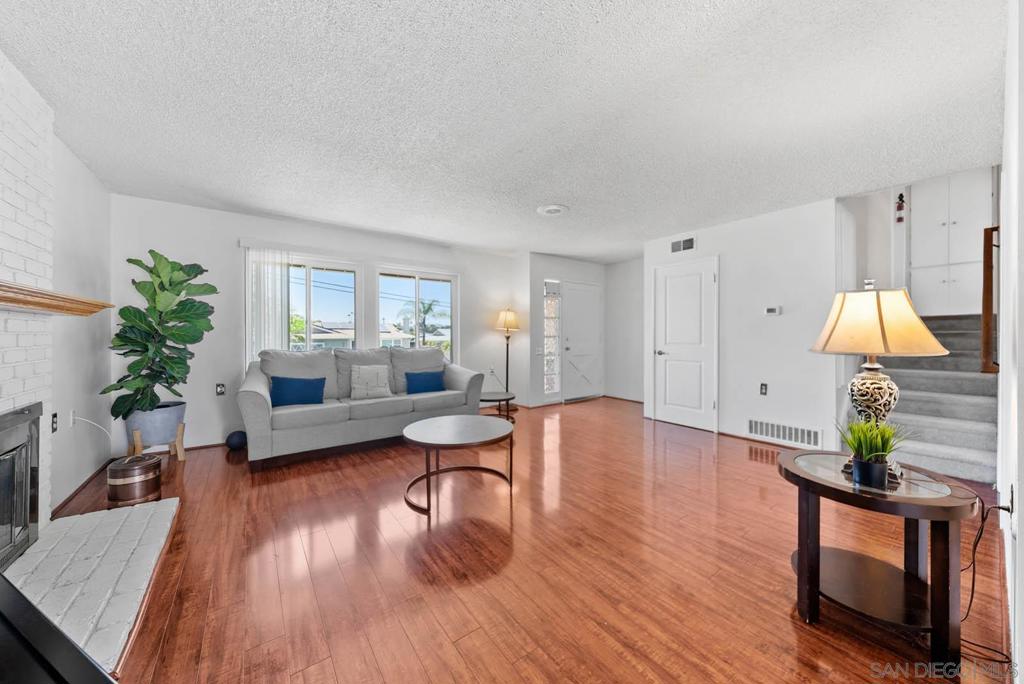 826 Floyd Ave