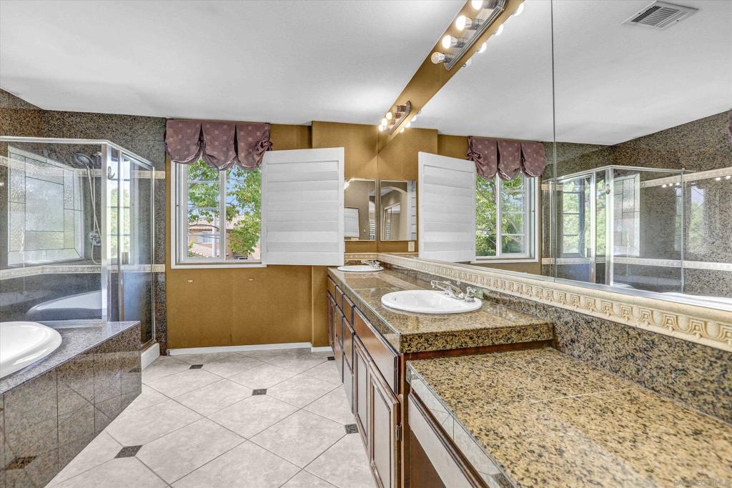 1124 Sparrow Lake Rd