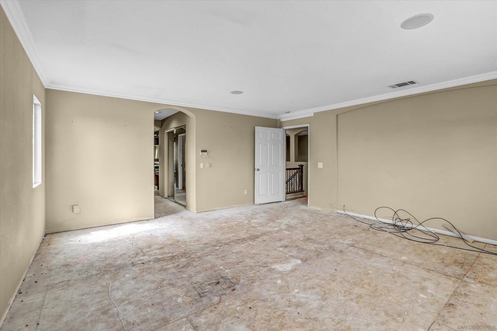 1124 Sparrow Lake Rd