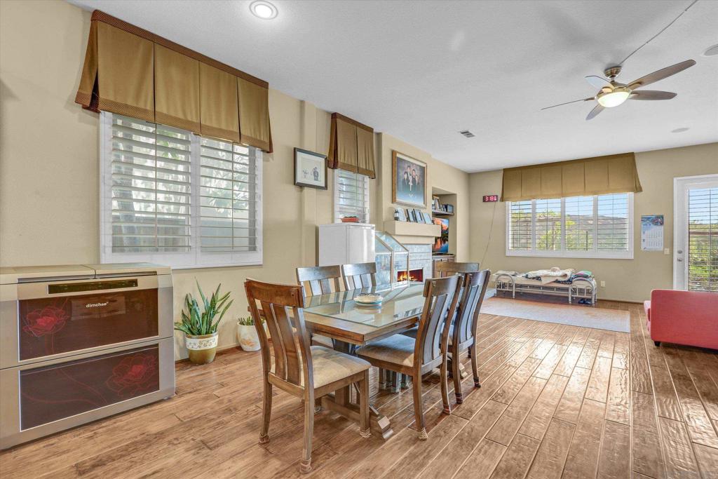 1124 Sparrow Lake Rd