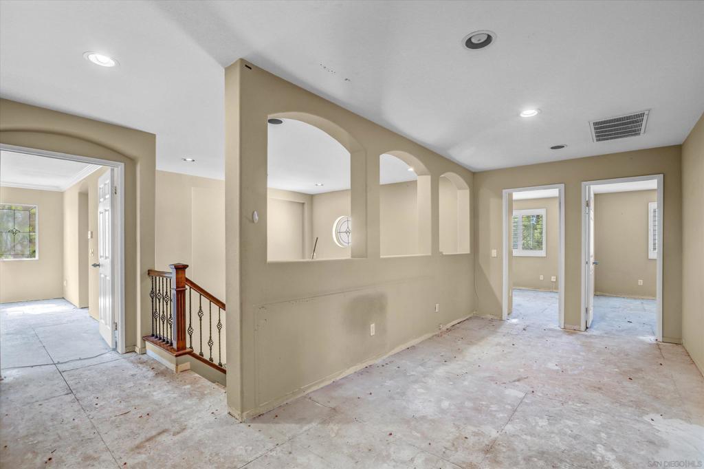 1124 Sparrow Lake Rd