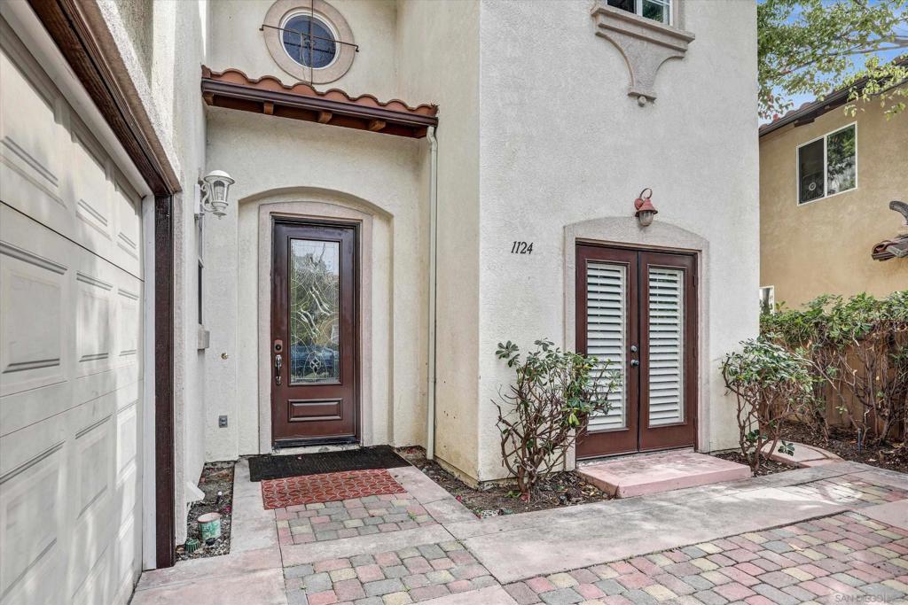 1124 Sparrow Lake Rd