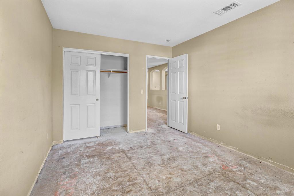 1124 Sparrow Lake Rd