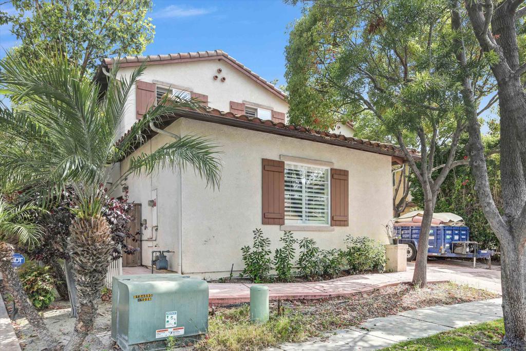 1124 Sparrow Lake Rd