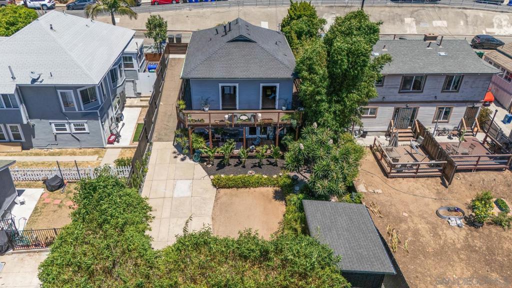 3686 Columbia