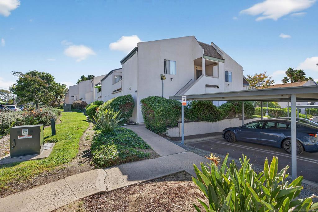3290 Ashford St Unit E