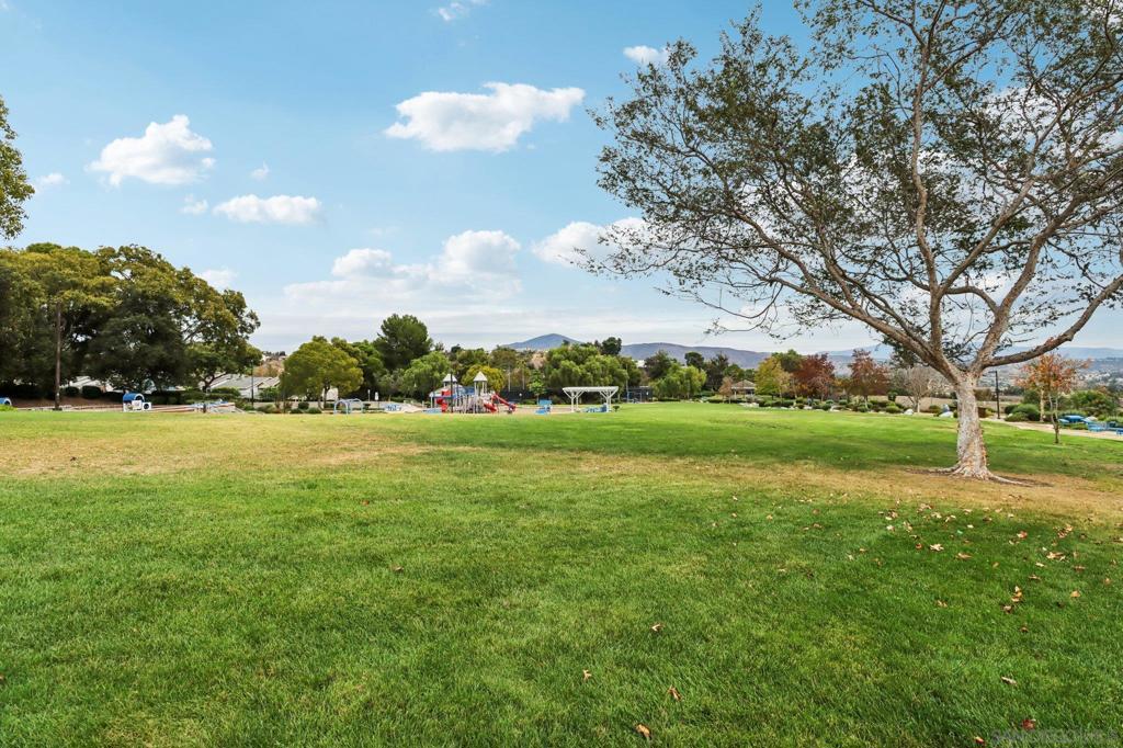 1953 Manzana Way