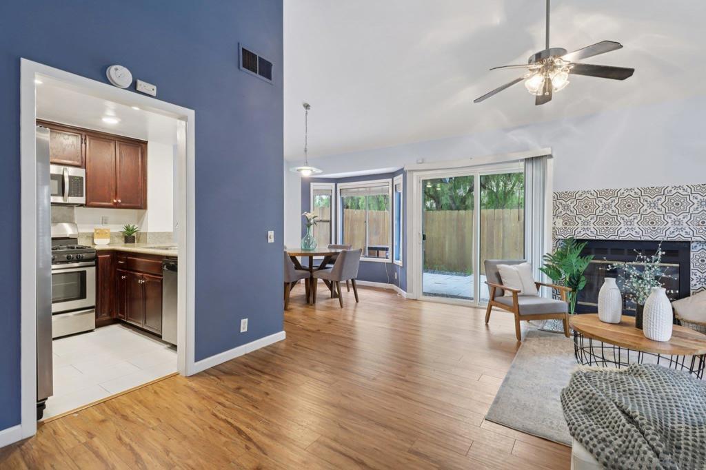 1953 Manzana Way