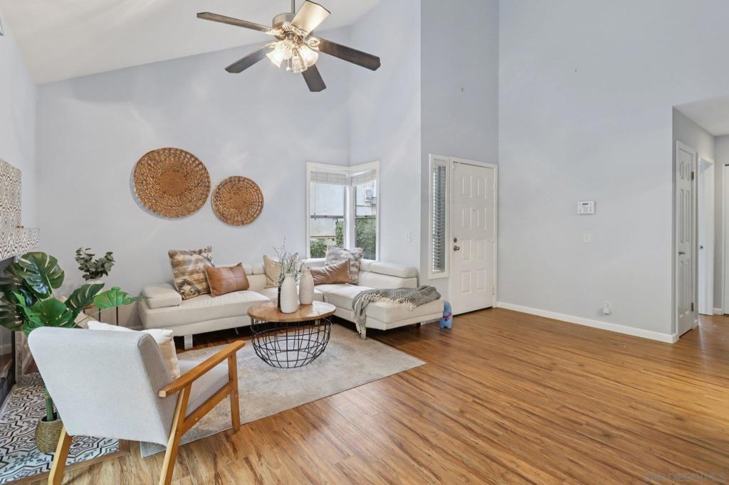 1953 Manzana Way