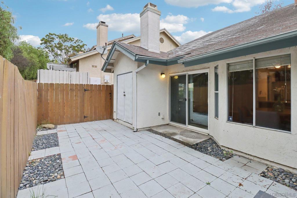 1953 Manzana Way