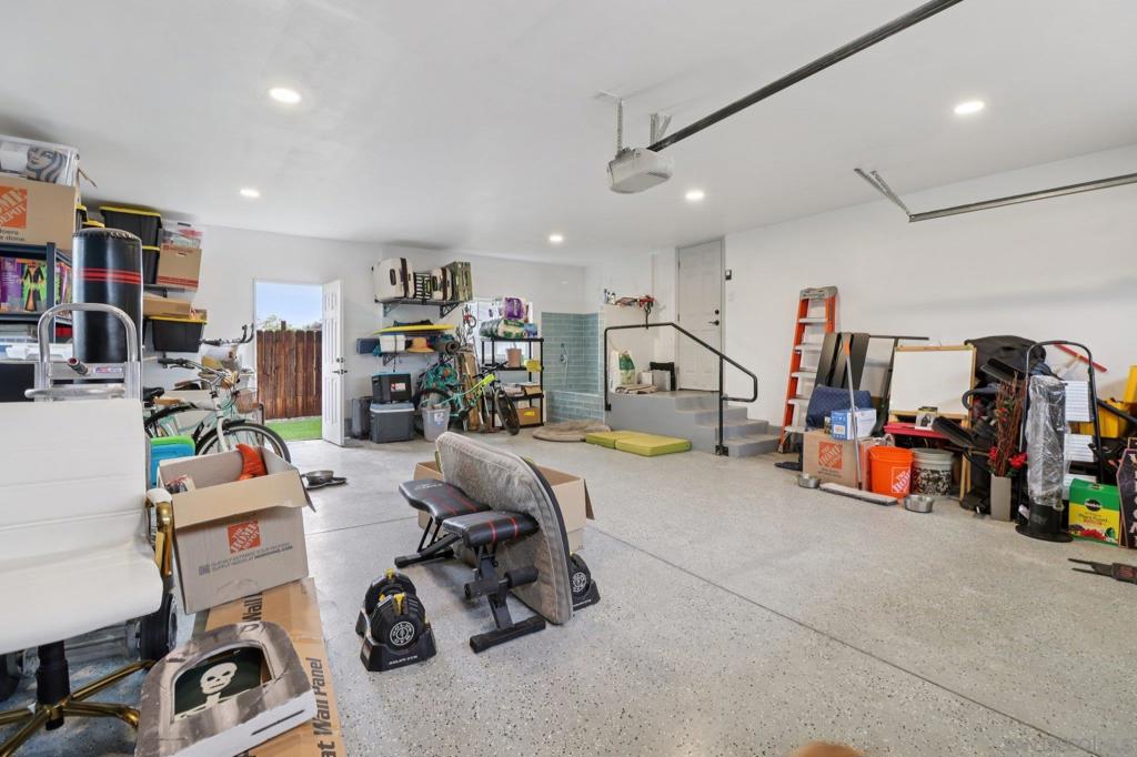 43 Corte Maria Ave