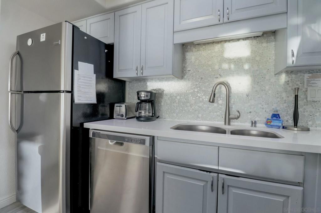 714 Seacoast Dr 104