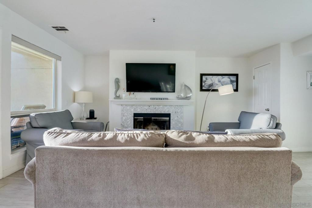 714 Seacoast Dr 104