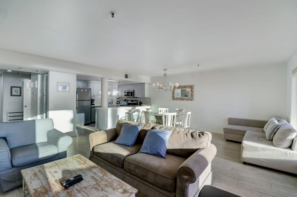 714 Seacoast Dr 104