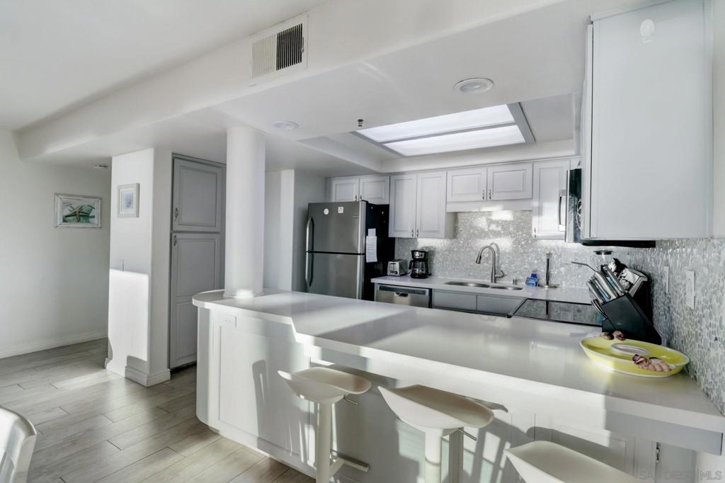 714 Seacoast Dr 104