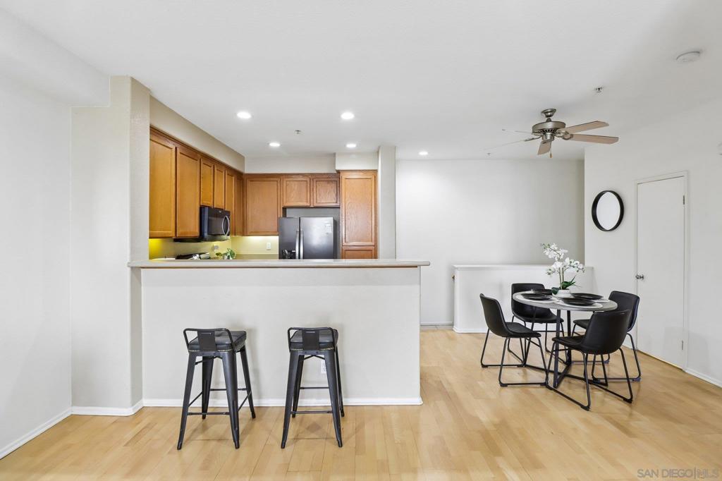 1760 E Palomar 101